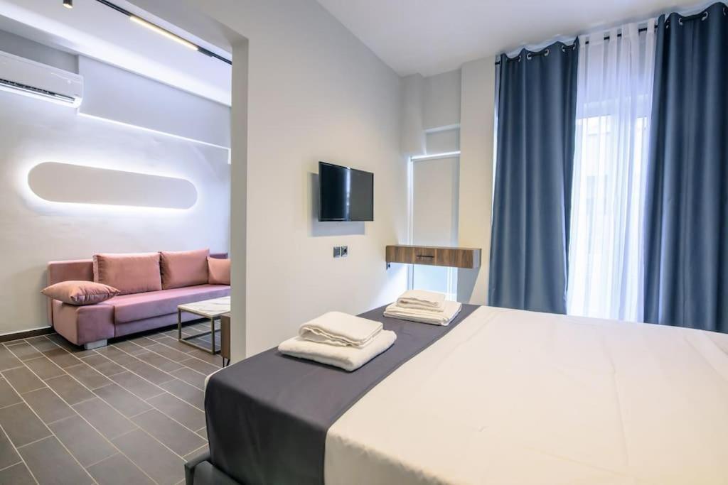 Luxury Central Apartment 4,1 Larissa Exteriör bild