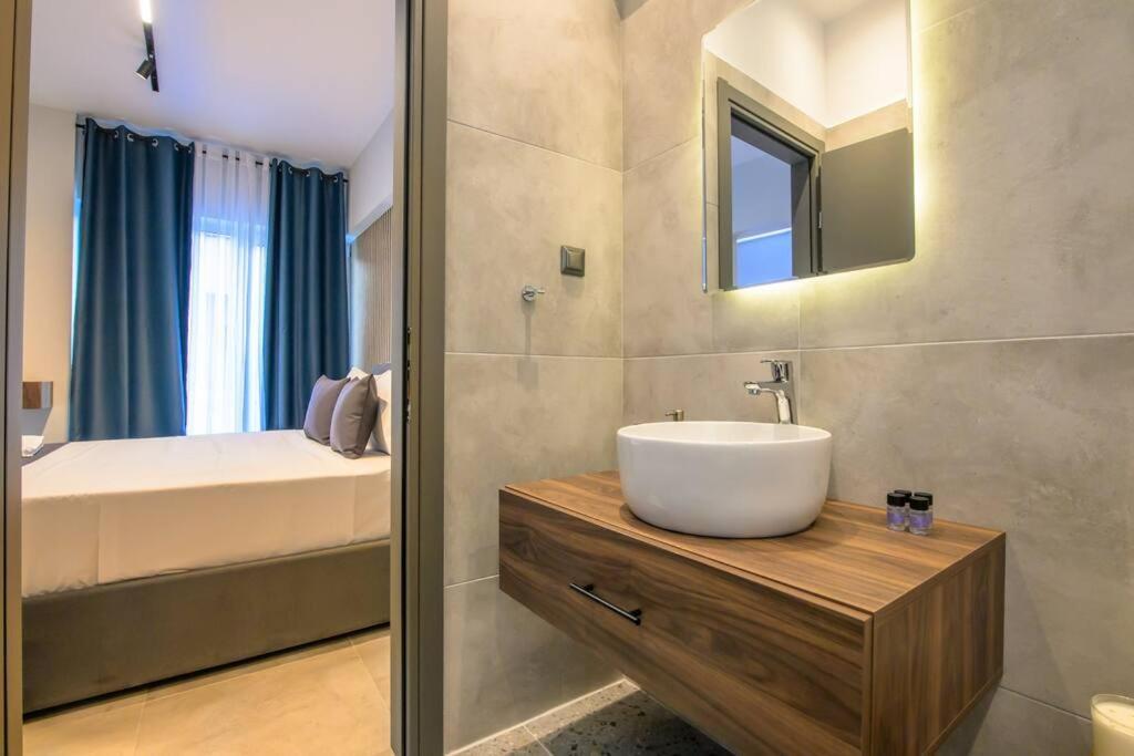 Luxury Central Apartment 4,1 Larissa Exteriör bild